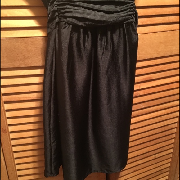 H&M Black Scoop Neckline Dress - Picture 7 of 8